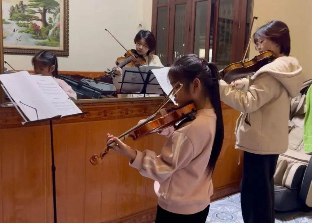 [ Đang Có Học Thử ] Nhiều phụ huynh khá bất ngờ khi con mình lại hợp Violin đến vậy!! – ảnh 5