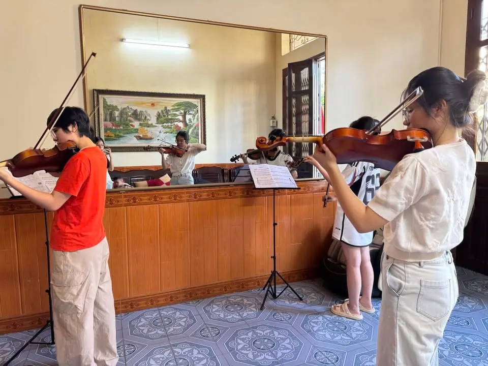 [ Đang Có Học Thử ] Nhiều phụ huynh khá bất ngờ khi con mình lại hợp Violin đến vậy!! – ảnh 6