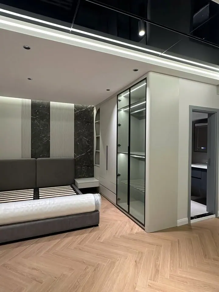 Uầy ngồi đợi đón bạn gái, chill chill bắt được quả nhà đỉnh thật – ảnh 4