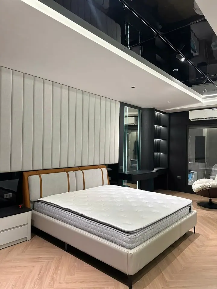 Uầy ngồi đợi đón bạn gái, chill chill bắt được quả nhà đỉnh thật – ảnh 8