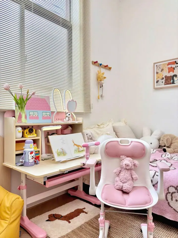Ui vào năm học rồi, nhiều bàn ghế xinh quá! – ảnh 3