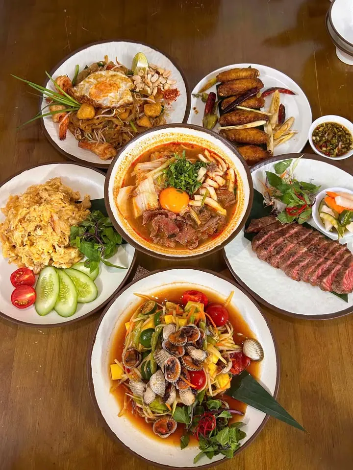Trời ơi quán Thái vừa ngon vừa đông như này sao không ai chỉ cho tôi biết! – ảnh 2