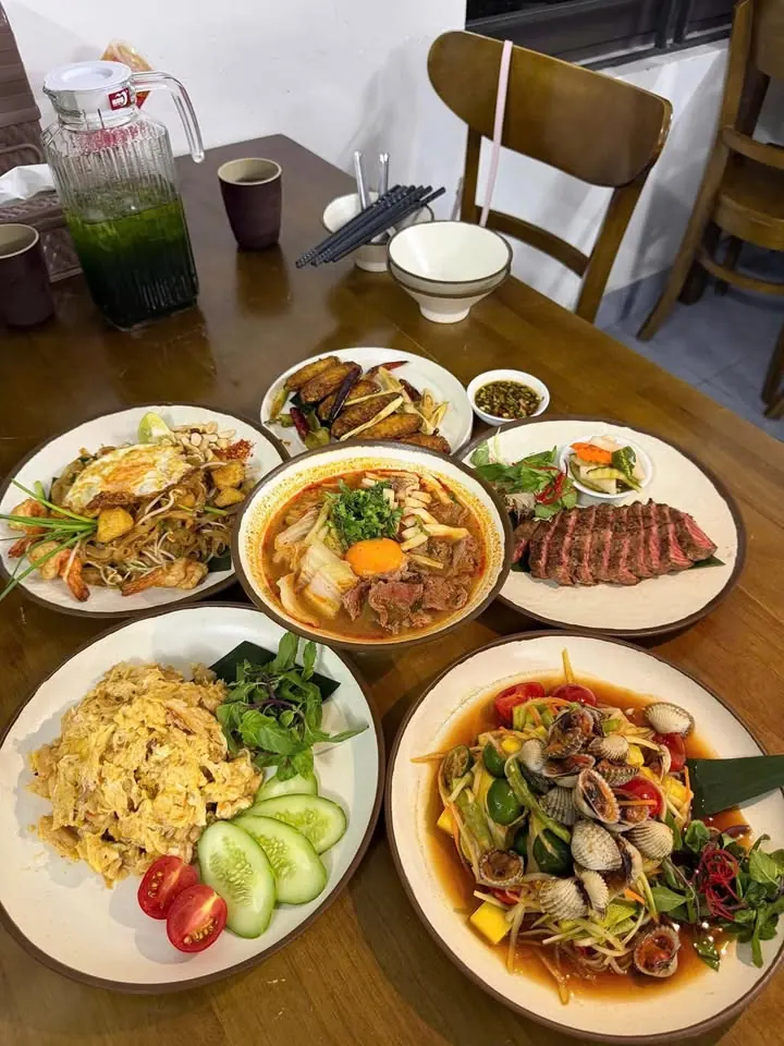 Trời ơi quán Thái vừa ngon vừa đông như này sao không ai chỉ cho tôi biết! – ảnh 7