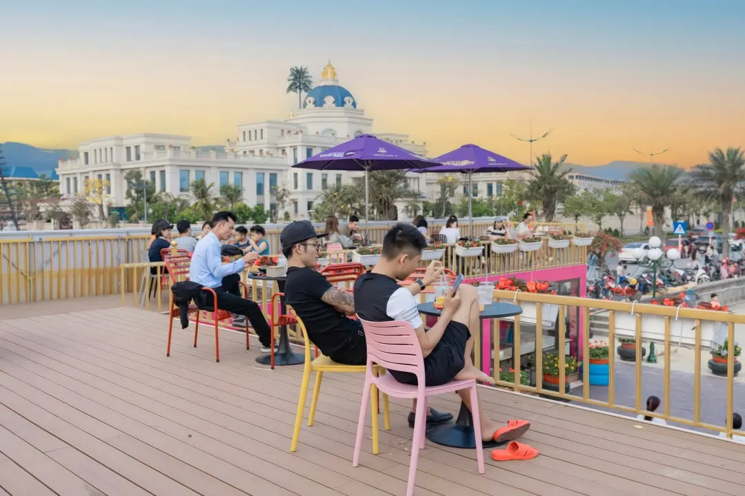 Khiếp - Ăn phở view biển thế này thì sướng hơn vua!! – ảnh 3