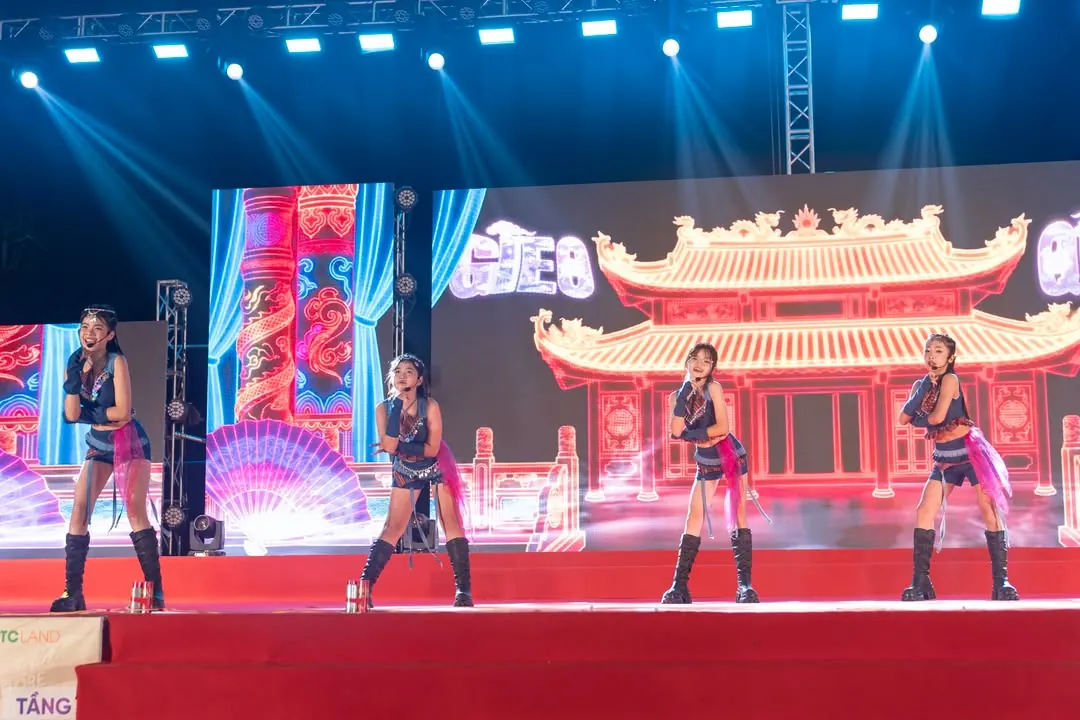 Đến rồi!! Đêm nhạc lễ hội và quẩy carnarval này Cẩm Phả ơi - Tất cả đều Miễn Phí by TTP!! – ảnh 8