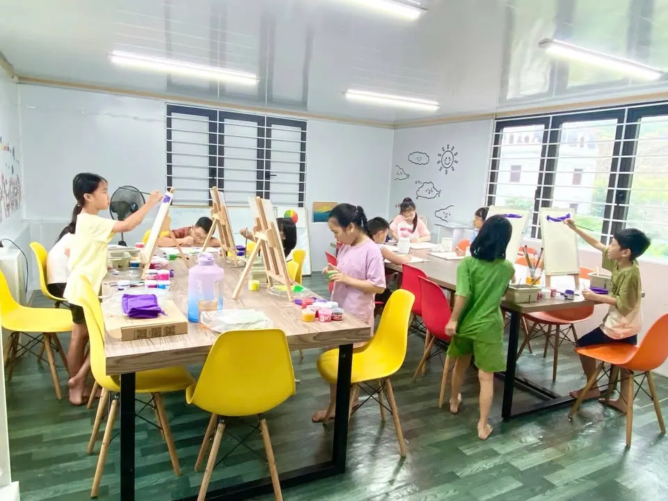 Cuối cùng thì cũng có lớp vẽ hè riêng cho các bé rồi – ảnh 7
