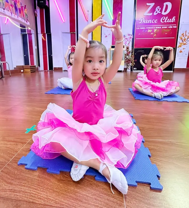 Nhìn lớp học nhảy hè đông kín mới thấy phụ huynh giờ đầu tư cho con thật sự – ảnh 4